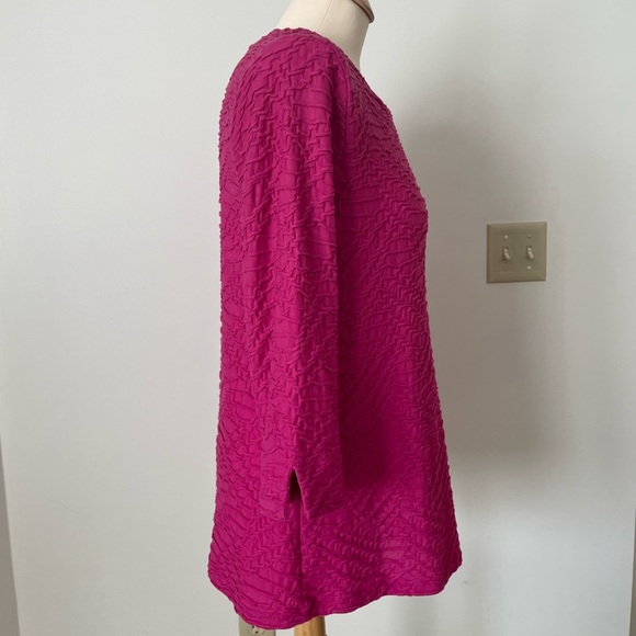 NWT Leo & Nicole Fuschia Square Neck Stretch Knit Top - Picture 4 of 6